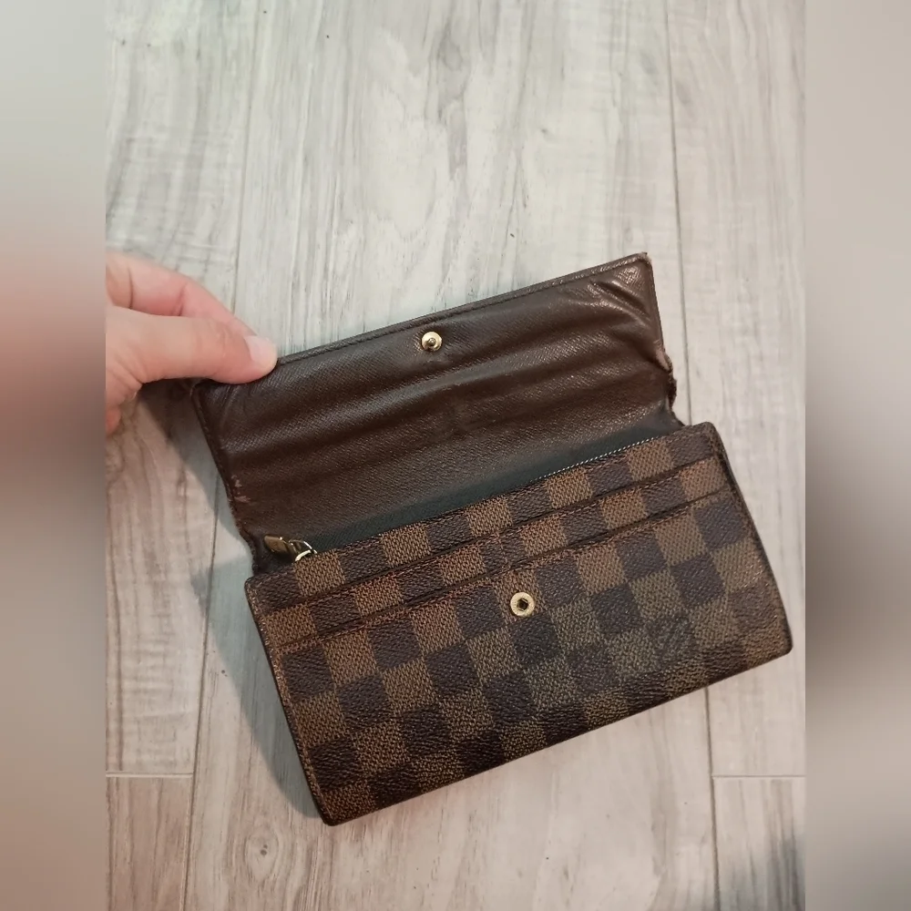 Authentic Louis Vuitton Damier Ebene Coated Canvas Leather Sarah Long Wallet